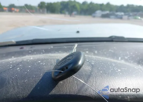 2004 Toyota Highlander Limited V6 z USA, uszkodzony, nr VIN JTEDP21A840024581